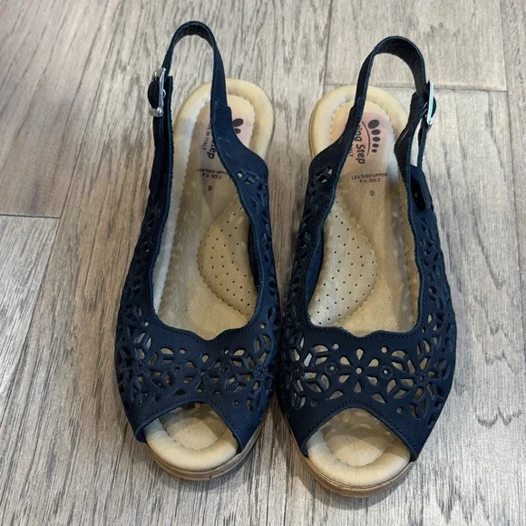 Spring Step Cutwork Wedge Black Peep Toe Slingback Italy Made Sandal Size 9 - Picture 2 of 7